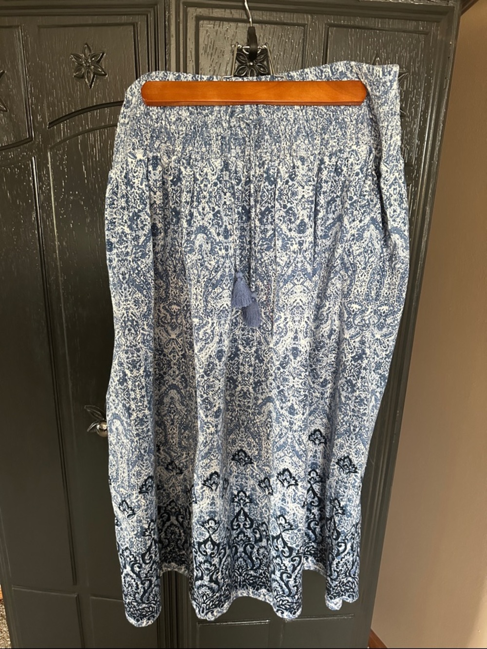 J. Jill Blue and White Printed MidiSkirt with Tassel Tie
